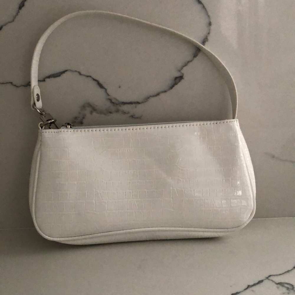New!!! WHITE CROC BAGUETTE BAG!!!